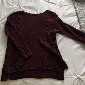 maroon sweater